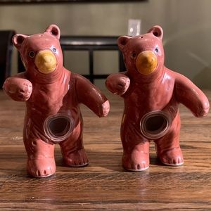 Vintage set of bear shakers
